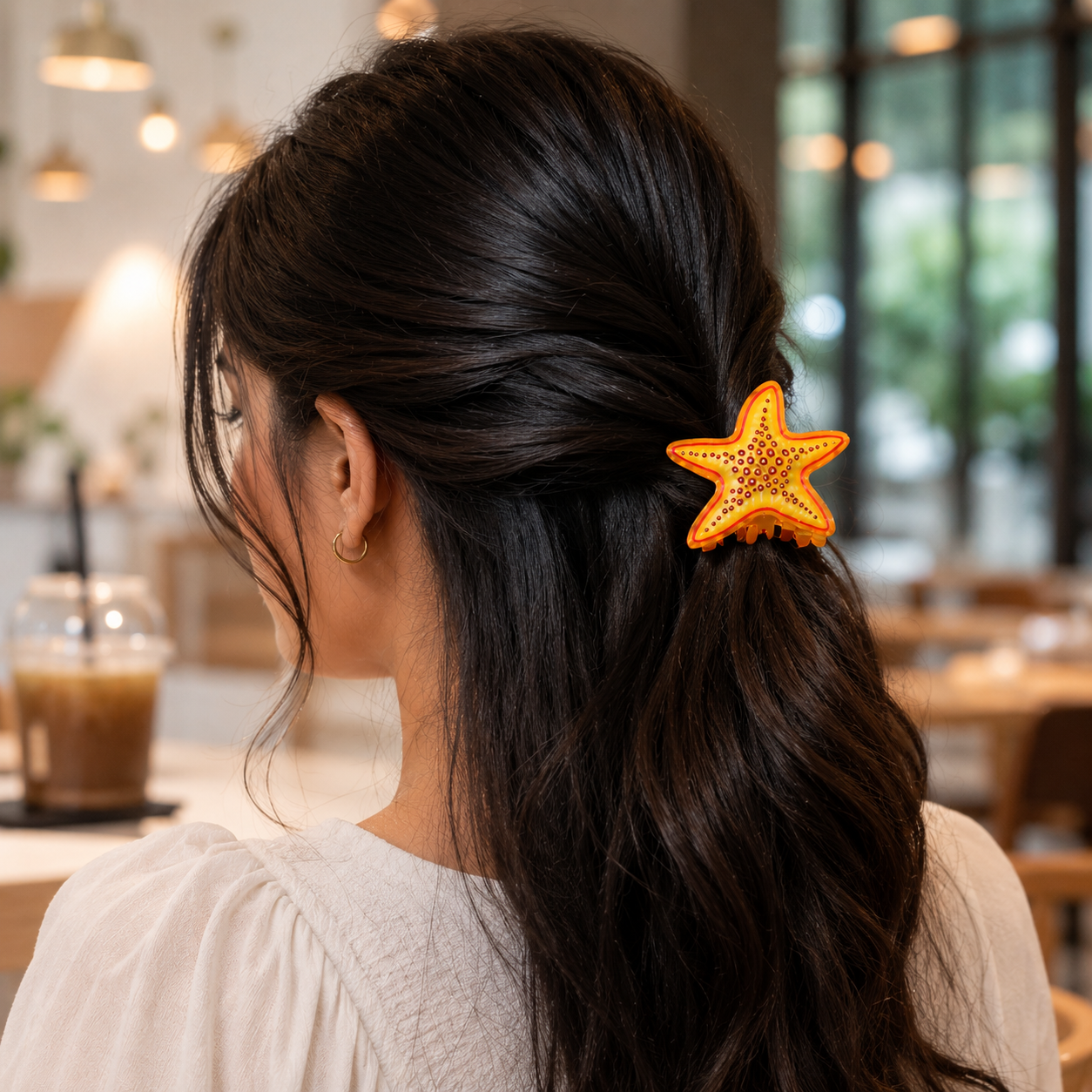Vibrant Starfish Hair Claw Clip with Glossy Finish and Strong Hold